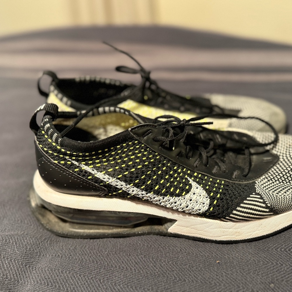 Nike women’s shoes
